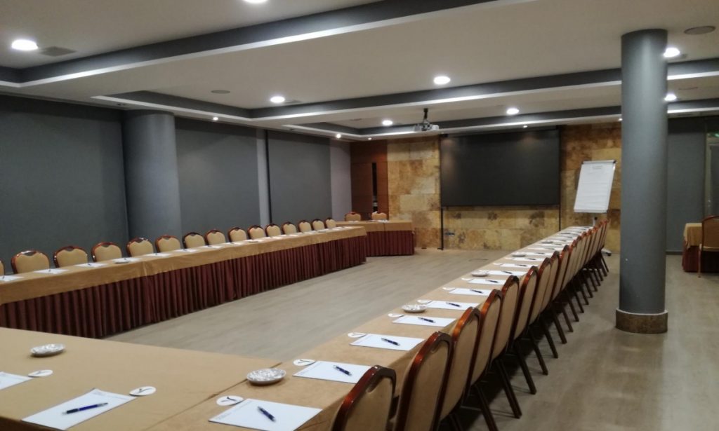 foto salón norte pantalla led (1)
